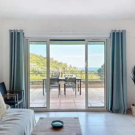 Elégante Pour 4 Personnes Avec Vue à La Fossette Villa *